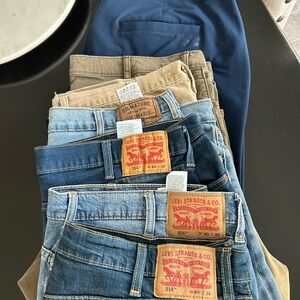 Closet clean out large men’s clothing.
Peter millar, Levi’s, Columbia and more.
